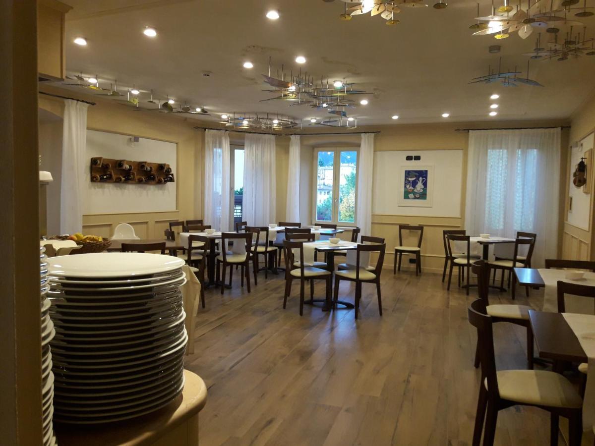 Ai Vellutai Bed & Breakfast อาลา ภายนอก รูปภาพ