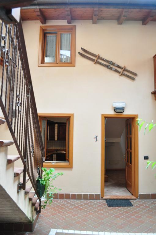 Ai Vellutai Bed & Breakfast อาลา ภายนอก รูปภาพ