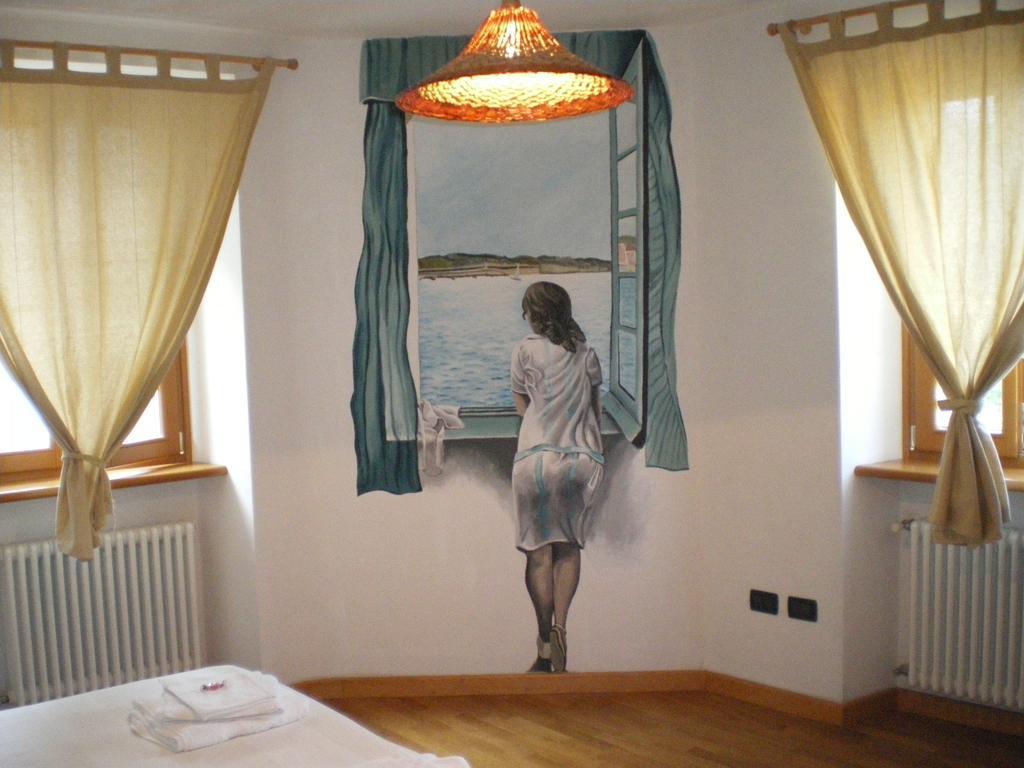 Ai Vellutai Bed & Breakfast อาลา ภายนอก รูปภาพ
