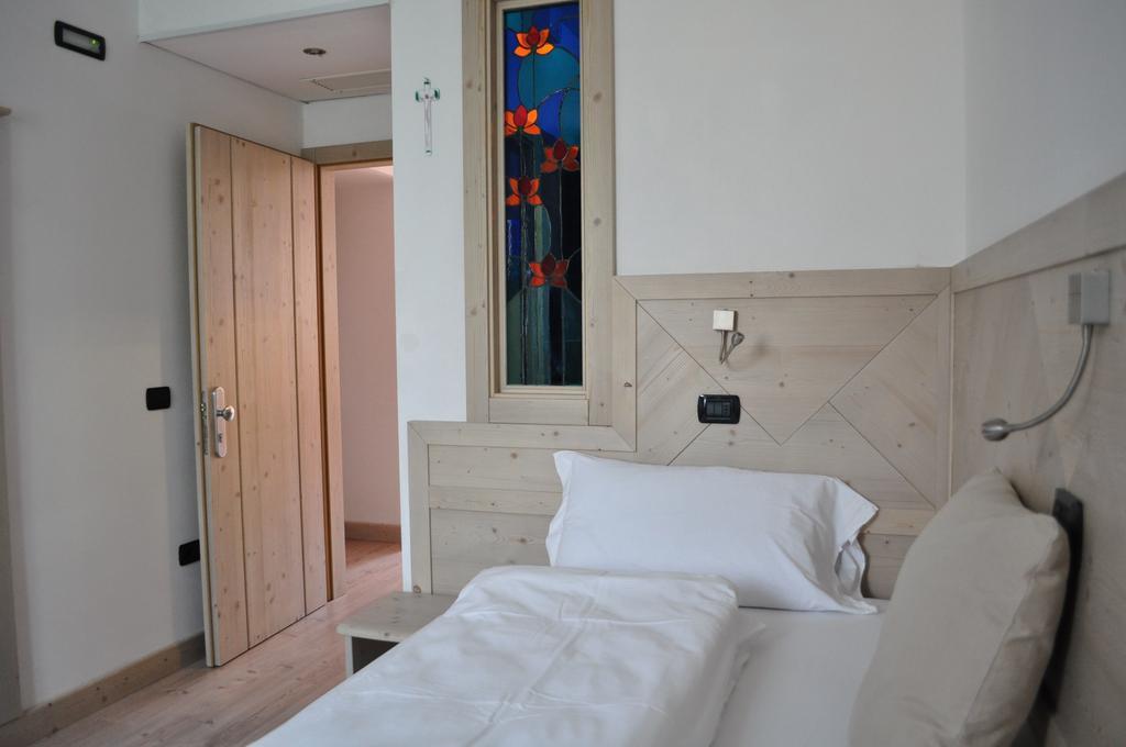 Ai Vellutai Bed & Breakfast อาลา ห้อง รูปภาพ
