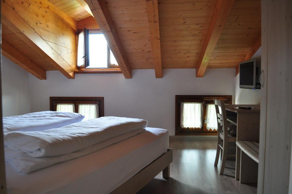 Ai Vellutai Bed & Breakfast อาลา ห้อง รูปภาพ