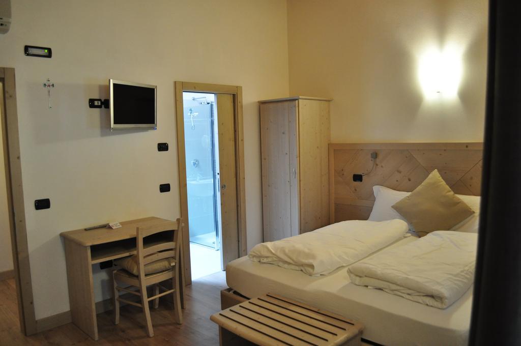 Ai Vellutai Bed & Breakfast อาลา ห้อง รูปภาพ