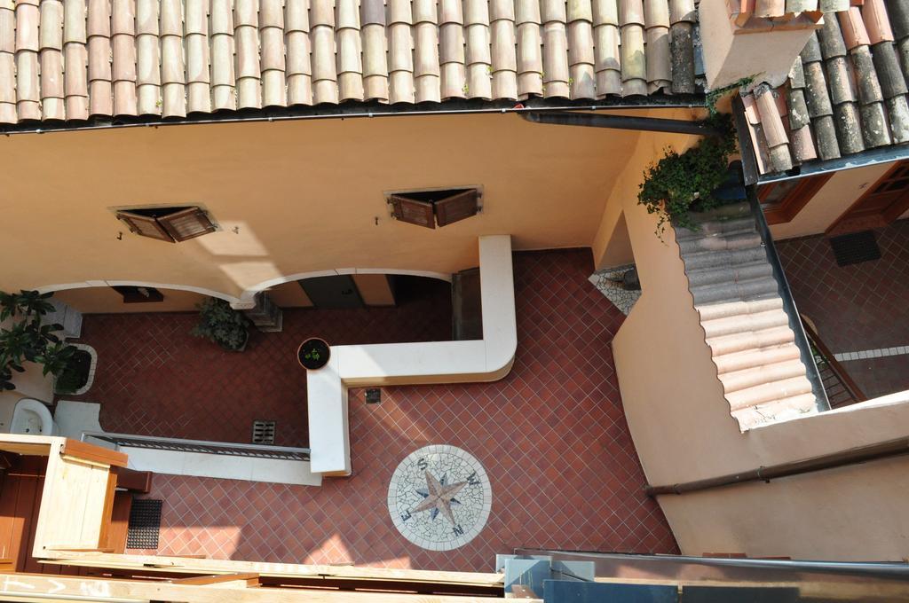 Ai Vellutai Bed & Breakfast อาลา ภายนอก รูปภาพ