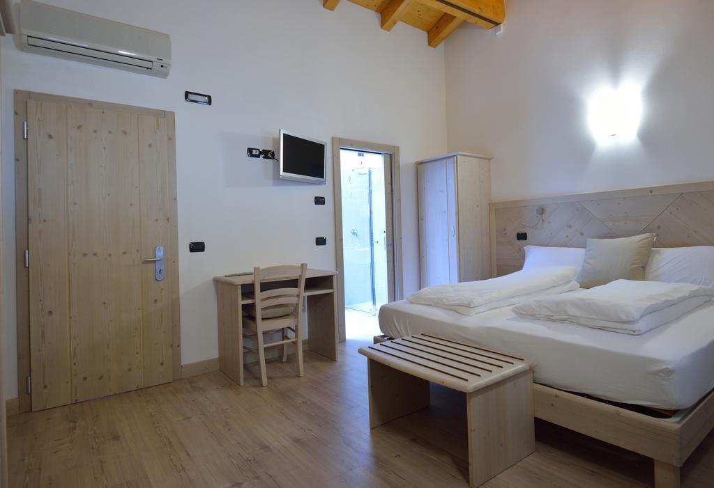 Ai Vellutai Bed & Breakfast อาลา ห้อง รูปภาพ