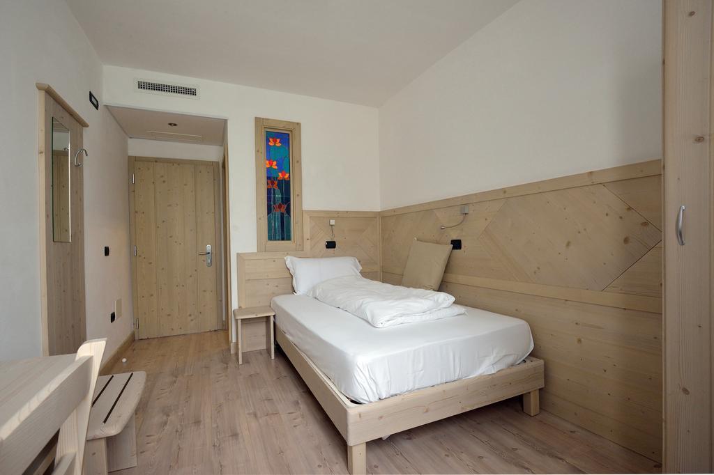 Ai Vellutai Bed & Breakfast อาลา ห้อง รูปภาพ