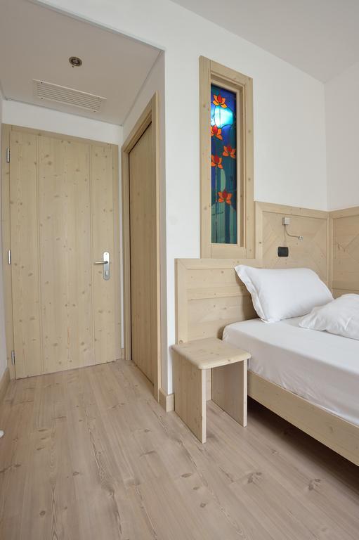 Ai Vellutai Bed & Breakfast อาลา ห้อง รูปภาพ