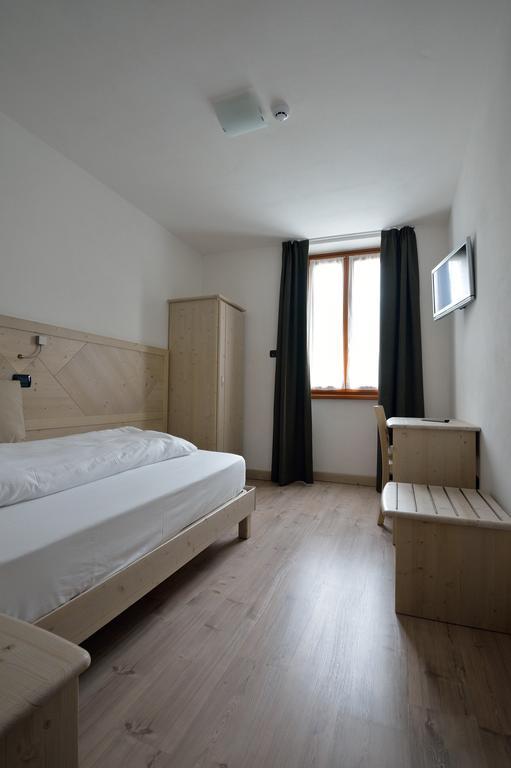 Ai Vellutai Bed & Breakfast อาลา ห้อง รูปภาพ