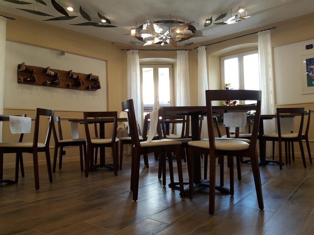 Ai Vellutai Bed & Breakfast อาลา ภายนอก รูปภาพ